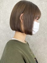 エリマ 調布(elima)&nbsp;前下がりミニボブ 透明感ベージュ イルミナカラー  20代 30代