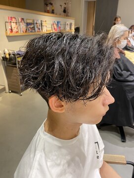 ウノプリール 茶屋町店(unopulir) 波巻きスパイラル×前下がり×センターパート