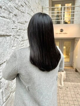 ラミ(L'ami) 大人フェミニンストレートロング/艶感地毛風カラー