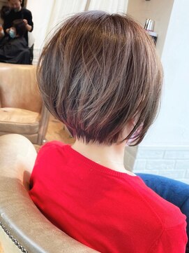 バンプ ギンザ(BUMP GINZA) 30代、40代/丸みくびれショートボブ×白髪染めハイライト/大宮