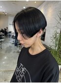 ネイビー前下がりショート
