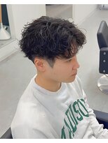 ブライト(BRIGHT)&nbsp;センターパート無造作パーマシャドウパーマ