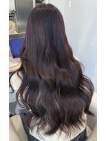ロエ(LOE) レイヤーカット、チョコレートグレージュ