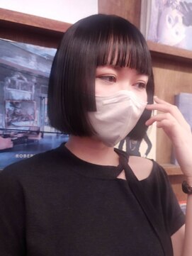 ブロック ジャポン(bloc japon) アクセントフェイスボブ ステップカット ショートボブ/久保田