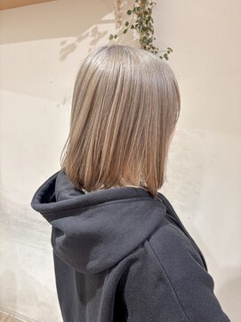 【ZEST中野/イチカ】透明感抜群グレージュカラー/ブリーチ1回～