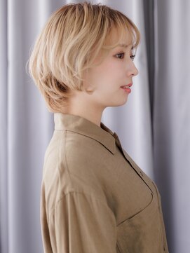 カバーヘア ブリス 上尾西口店(COVER HAIR bliss) ブリーチコーラルベージュレイヤーショートボブZ上尾10代20代