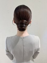 フェリーチェ 六本木店(Felice)&nbsp;タイトシニヨン　結婚式ヘアセット　まとめ髪　参列