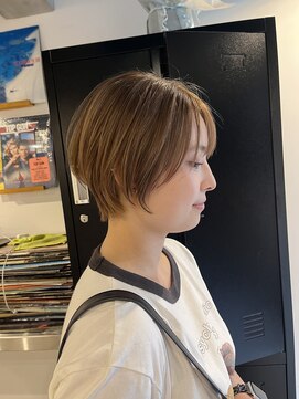 テンダー(Tender) コンパクトショート×ブラウンベージュ