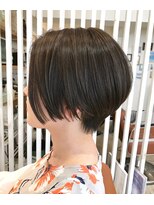 レンク(LENC)&nbsp;Coast.バレイヤージュ×前下がりショートボブ×グレージュ