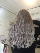 アンテナスクエア(ANTENA SQUARE)&nbsp;外国人風ホワイトブロンド！