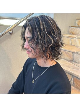 髪技空間アノン(anon) パーマとハイライト