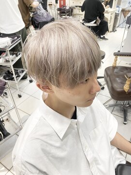 トムキャット(TOM CAT) ホワイトベージュ