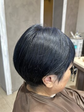 ヘアーアンドビューティーショップ エボルティー(hair&beauty shop EvoLuty) ブルーブラック