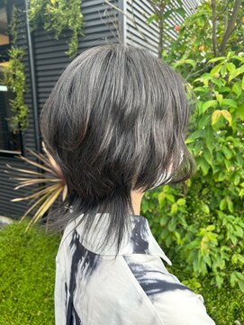 ミー(Me) レイヤーボブ