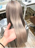 シルキーグレージュ