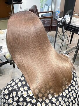 ロイス 渋谷(ROIS) ボブルフ/ネビージュ/小顔/ワンレン/スモーキーアッシュ[渋谷駅]