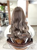 ベージュ系ハイライト