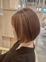 シダ(sida)&nbsp;インナーカラー　ショートボブ