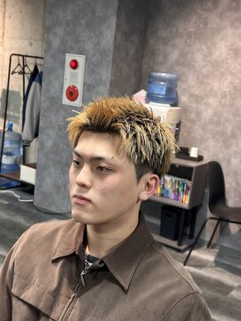 スウェルホワイト(SWELL WHITE) スパイキーショート