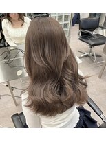 韓国ヘア顔周りレイヤーミルクティーベージュグレージュカラー