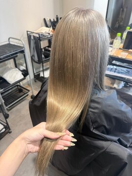 レオン(Re:ON) ベージュカラー