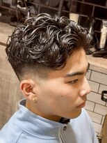 グルーマーズトウキョウ(GROOMER/S TOKYO)&nbsp;men's/メンズ/リバースセンターパート/ニュアンスパーマ/神保町