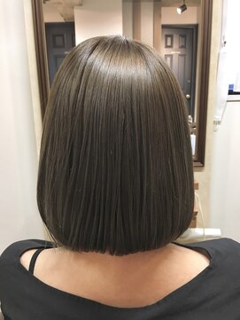 トゥーリ 筑紫野店(tuuli) tuuli / 切りっぱなしボブ / 八谷昌直