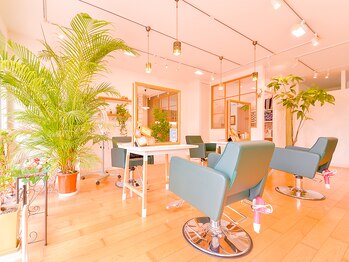 ヘアーアンドメイク パッソ(Hair Make Passo)の写真/【平日9：30～/土日祝9：00～営業】やんちゃkidsも可愛く＆カッコよく変身!kidsが楽しめる工夫がいっぱい♪