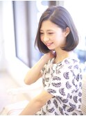 横顔美人ボブ