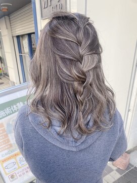 トーン(TONE) 細めのコントラストハイライト/20代30代