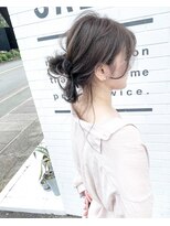 ニド(2do)&nbsp;くくりお団子カジュアルアレンジ