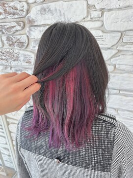 ヘアー ルセロ アット プリム(hair lucero @ prim) violet × pink インナーカラー