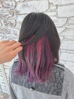 ヘアー ルセロ アット プリム(hair lucero @ prim) violet × pink インナーカラー