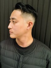 キングマンバーバー 田町店(KING MAN BARBER) ビジネスローフェード