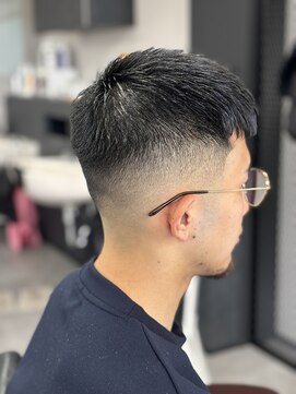 ヘアーラボ 樟葉(Hair Labo) クロップ スキンフェード 南楠葉