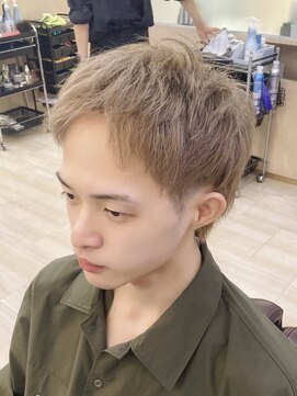 アクトスタイリッシュヘアー 知立(Act stylish hair) メンズショートスパイキーアップミルクティーベージュカラー