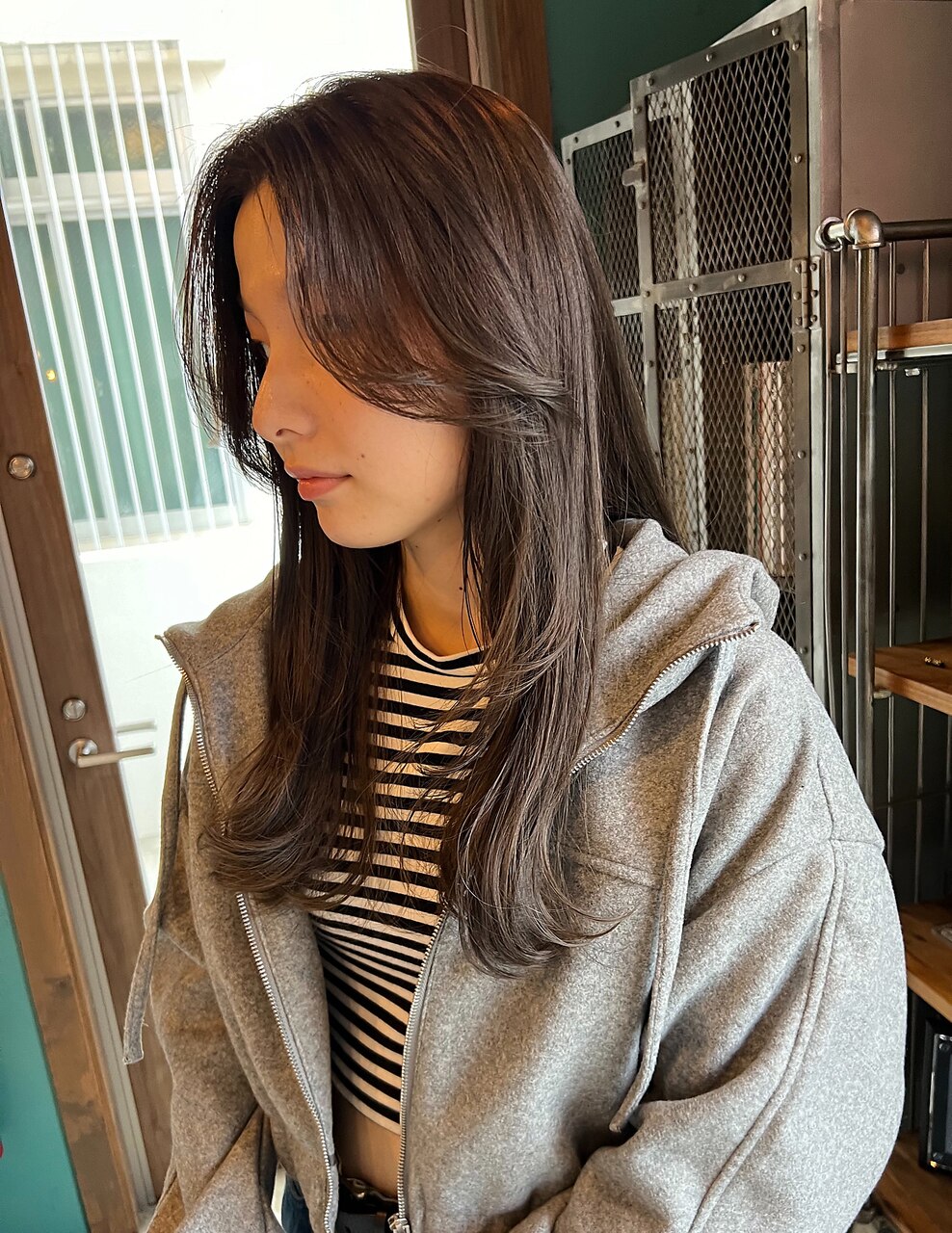 STACY レイヤーカット×グレージュ(那覇 小禄 奥武山公園)：L211775524