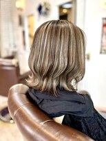 クッキー ヘアーアンドメイク(COOKIE Hair&Make)&nbsp;【COOKIE】白髪ぼかし×レイヤーボブ