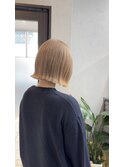 ミルクティーベージュ