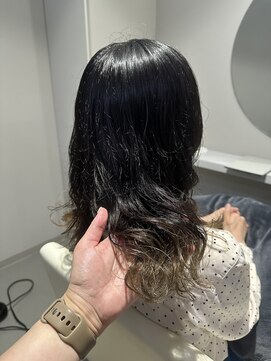 リレイス 四日市(RELACE) グラデーションカラー