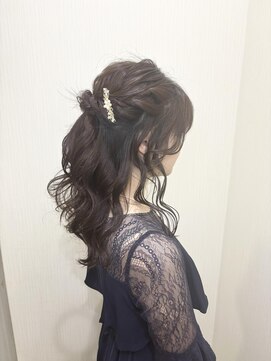 ネイトル(naitre) ハーフアップアレンジ