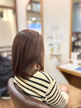 ヘアー グリーン(hair green) 落ち着いた印象に！ツヤと品格のある暖色系ブラウンボブ