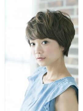 アルーシェ elua店(Alushe) 透明感×外国人風カラー【錦糸町 錦糸町北口】