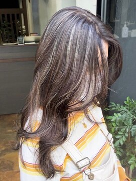 ノラ ウメダ(NORA UMEDA) 【NORA UMEDA 高木】ダークグレージュ&ホワイトハイライト