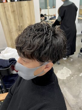 イェッカ(YECCA) メンズパーマ