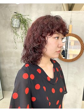 テトヘアー(teto hair) レッドブラウン　スパイラルパーマ　くるくる