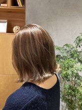 アース オーセンティック 三鷹店(EARTH Authentic) ミルクティーベージュ
