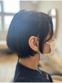 ショートボブ