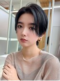 ショートハンサムショート丸みショート黒髪レイヤーカット小顔