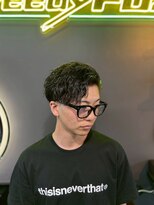 グリーディーフォックス 三軒茶屋(GreedyFOX)&nbsp;波巻き/マッシュパーマ/ウルフ/ハイライト<理容室>